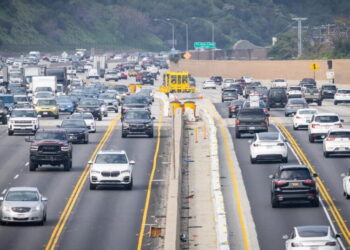 Traffic sign on 405 hacked to display pro-Iran website