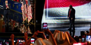 Dam breaks as Republicans hit ‘panic button’ to distance themselves from Trump: report