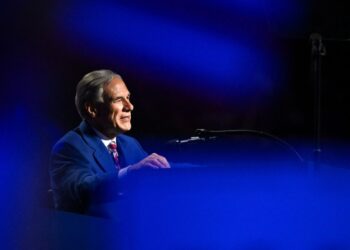 How have data center politics changed? Look at Texas’s Republican governor.