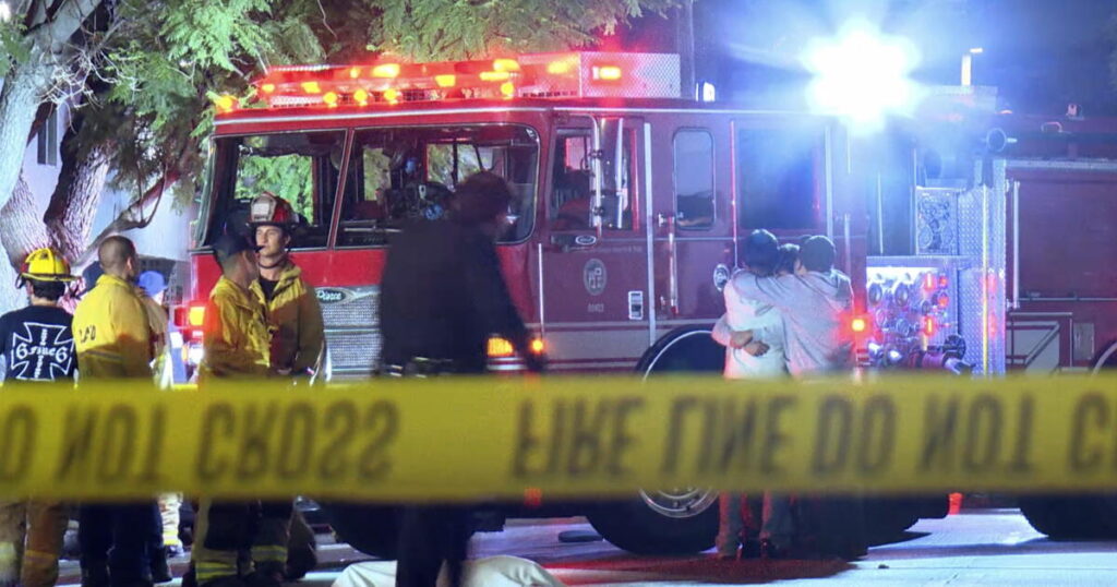 ‘The mom was screaming.’ Teen boy crossing street with sister dies in L.A. crash