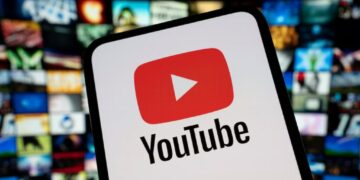 YouTube Will Let You Leave Comments Through Your TV Remote