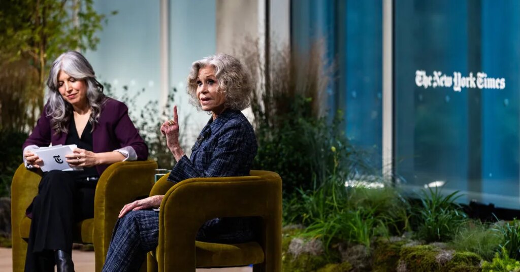 Jane Fonda Accuses Both Parties of Inaction on Climate Change