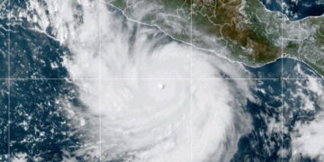 Polo off Mexican coast is among ‘the strongest storms ever’