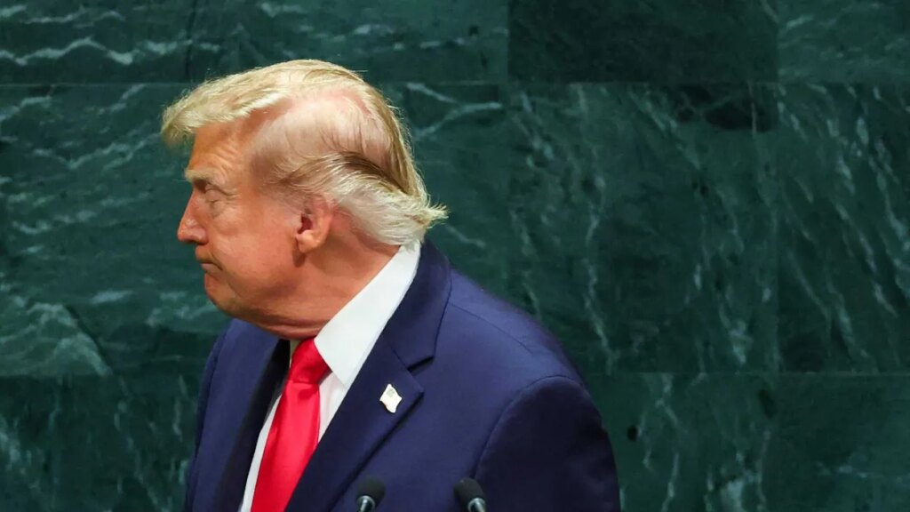 Expert spots ‘very alarming’ Trump body twitches during UN address: ‘This looks different’