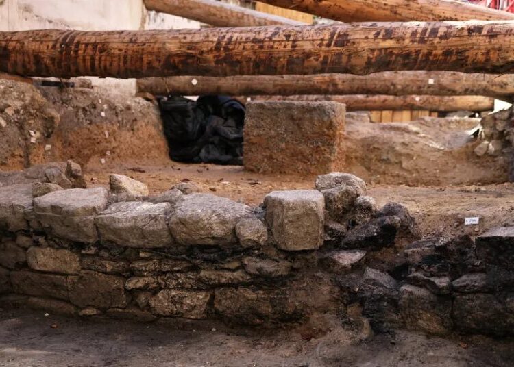 An Ancient Wall Sheds Light On an Old Question: Where Did Paris Begin?