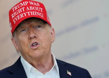 ‘Sundowning’ Trump prepping to ‘punish the nation’: Nobel Prize winner