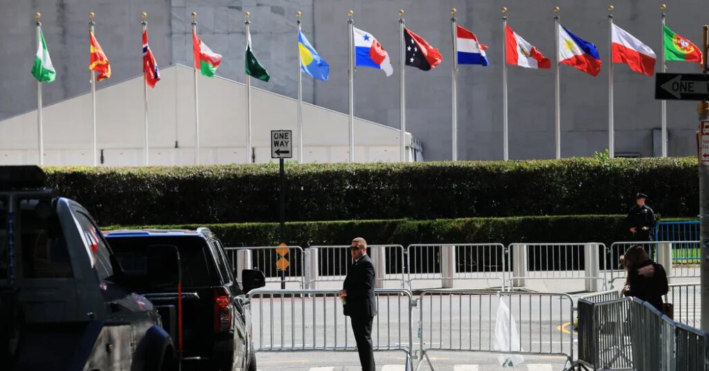 Police Step Up U.N. Security After 3 People Emerge From Manhole