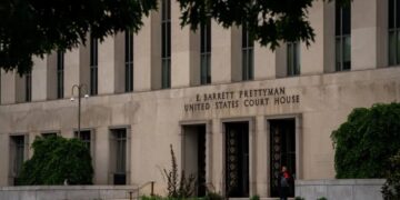 Judge Holds Off on Immediate Ruling on White House’s Media Ban