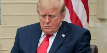 ‘Weak’ Trump has Republicans ‘tripping over themselves’ to escape him: Nicolle Wallace