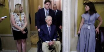 Mitch McConnell was billed as the ‘featured guest’ — then someone else showed up