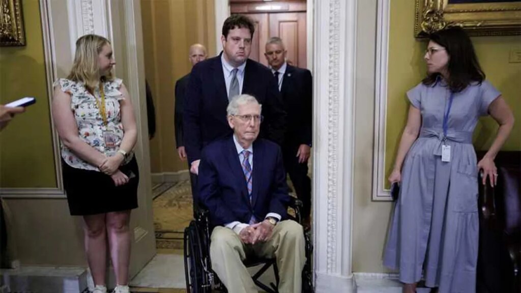 Mitch McConnell was billed as the ‘featured guest’ — then someone else showed up