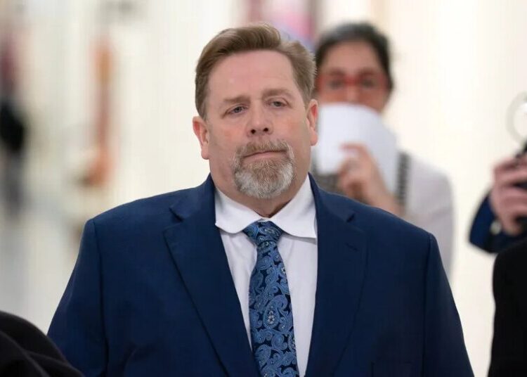Epstein’s Accountant and Lawyer Are Said to Be Under Federal Investigation