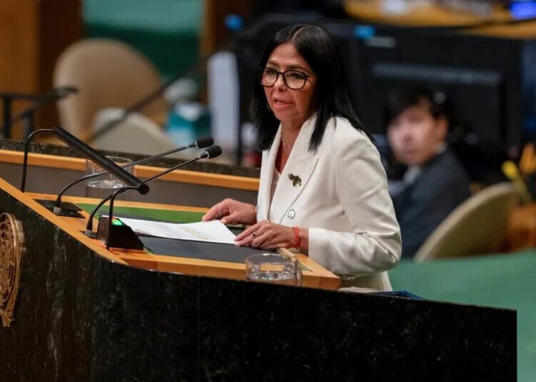 Interim Leader of Venezuela Promises Elections and ‘Orderly Legal Transition’