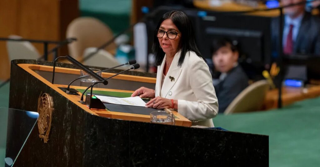 Interim Leader of Venezuela Promises Elections and ‘Orderly Legal Transition’