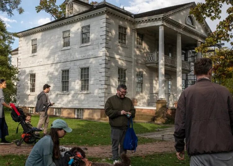 Renovating Manhattan’s Oldest Residence