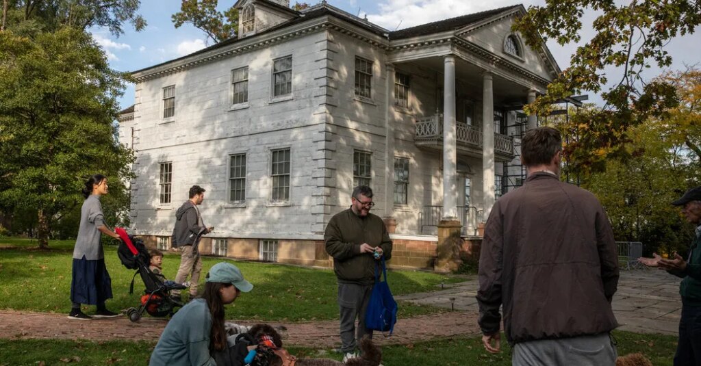 Renovating Manhattan’s Oldest Residence