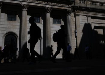 Britain’s bond market is a warning to America