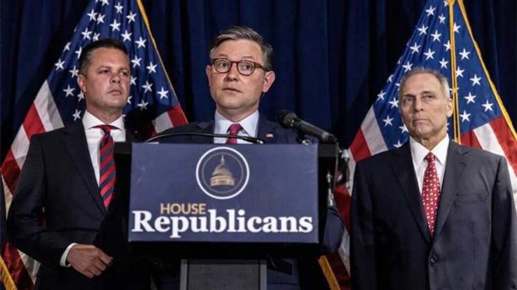 ‘Knives are out’ among Republicans with ‘polling dropping like a rock’: GOP insider