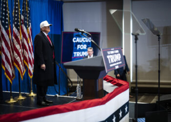 Court dismisses Trump lawsuit against Iowa pollster, Des Moines Register
