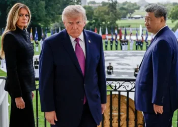 ‘No man’s land’ forms in White House as insiders spill on Trump aides filling power vacuum