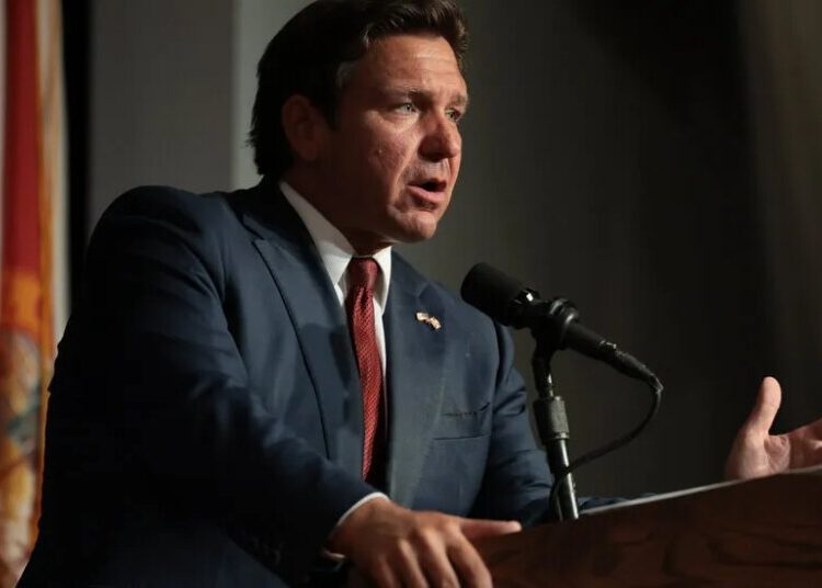 Florida Charges 20 People With Voting Illegally