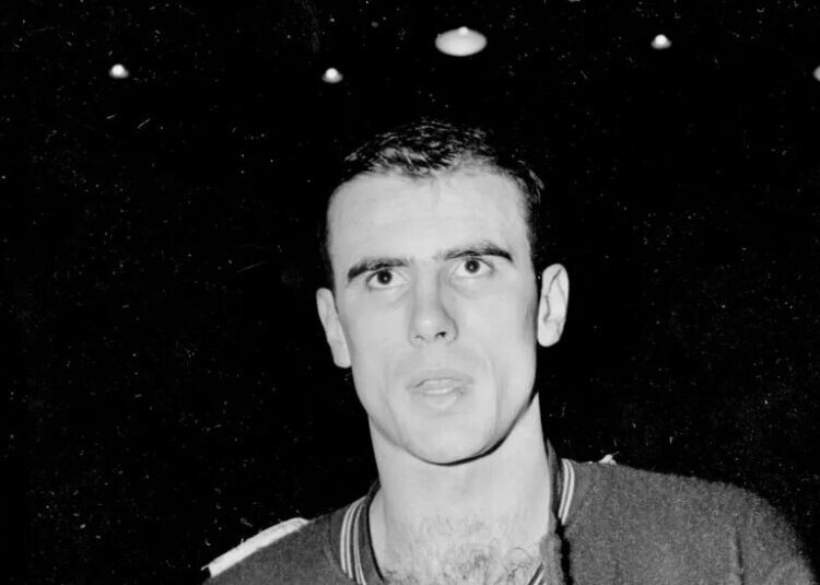 Bob Pettit, N.B.A. Great for the Hawks, Dies at 93