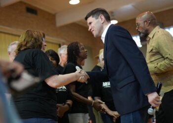 In Texas, Talarico pitches a Fox News debate as Paxton stays silent