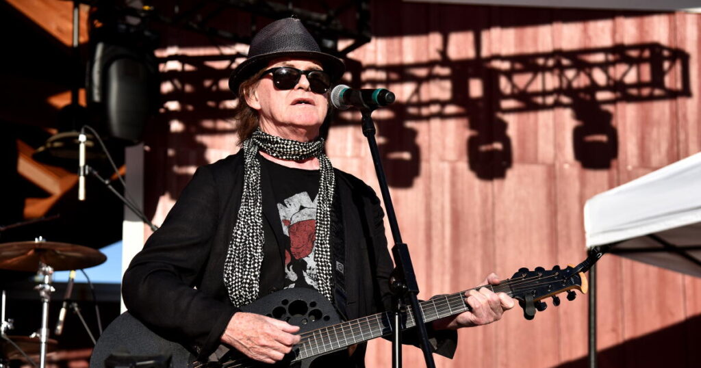 Peter Byrne, lead singer for the synth-pop group Naked Eyes, dies at 74