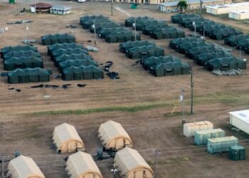 Unused Tents and Uneaten Food: Watchdog Finds ‘Waste’ in Immigration Crackdown