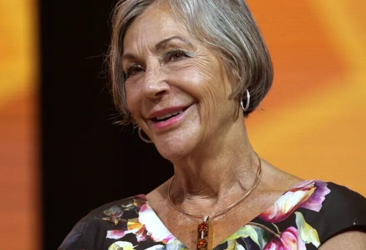 Alice Walton got $33 billion richer last year without running a company. She’s building a tuition-free medical school instead
