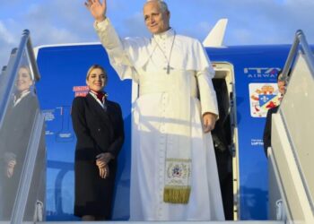 Pope Leo warns humanity risks losing itself in a ‘paradise of machines’