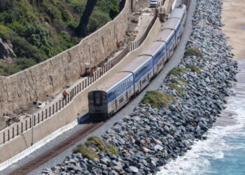 El Niño threatens the beloved Pacific Surfliner. Can the iconic train survive the winter?