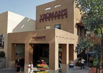 Iconic SoCal bookstores Vroman’s and Book Soup have found a new owner