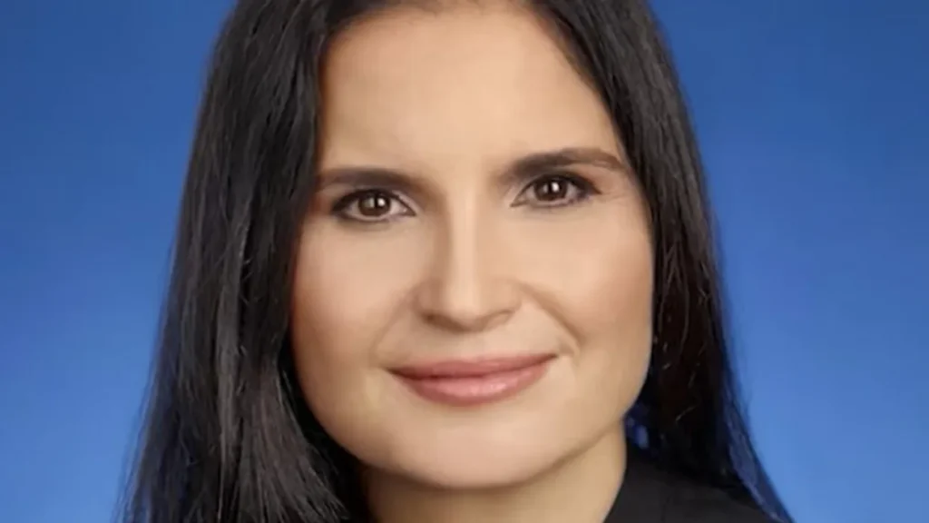 MAGA judge Aileen Cannon caught in a ‘trickbox’ of her own making: analyst