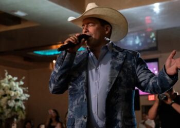 ‘Make Quinceañeras Great Again’: A Texan Singer Puts the G.O.P. on Defense
