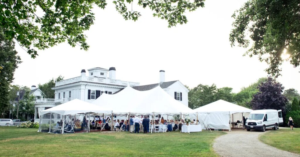 In Coastal Towns, the Nor’easter Upended Wedding Plans