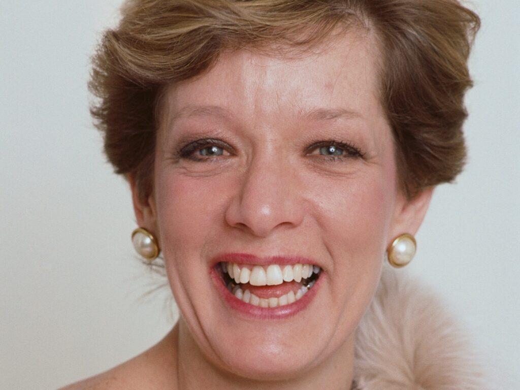 Judy Markey, whose trailblazing radio show caught ‘lightning in a bottle,’ dies at 82