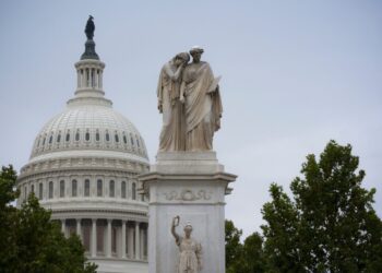 Bipartisan group of senators urge Trump to disinvite Putin from G-20