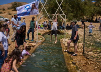 Jewish settlers divert West Bank spring water as Israel backs heritage site takeovers