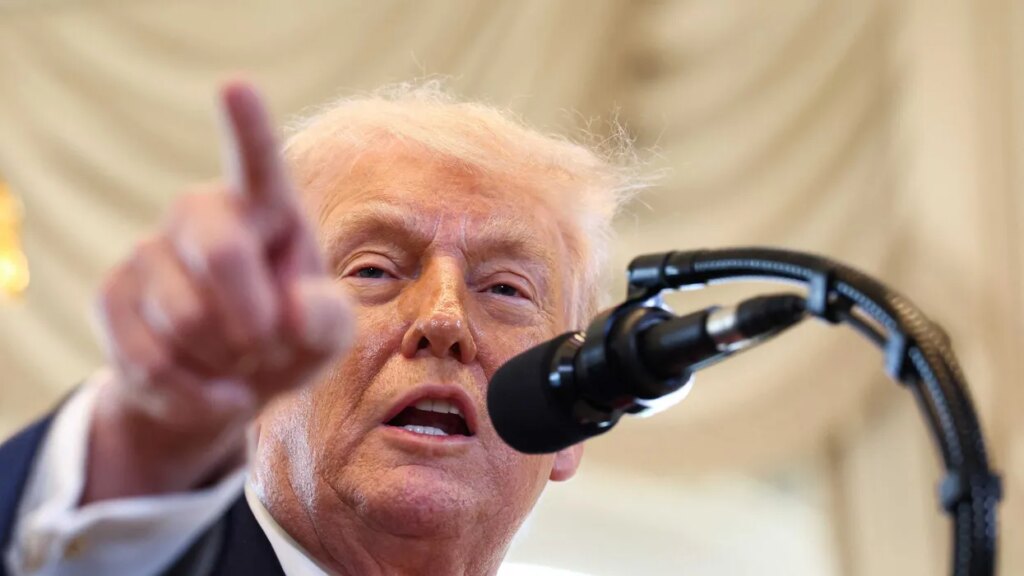 Trump faces legal reckoning as desperate plea for love breaks federal law