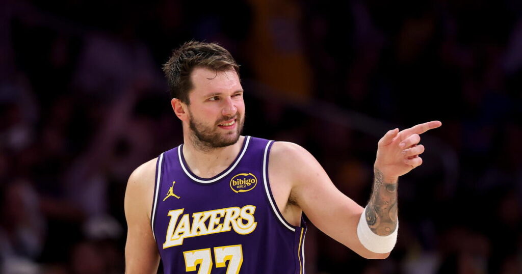 Five storylines to follow as Lakers open training camp this week