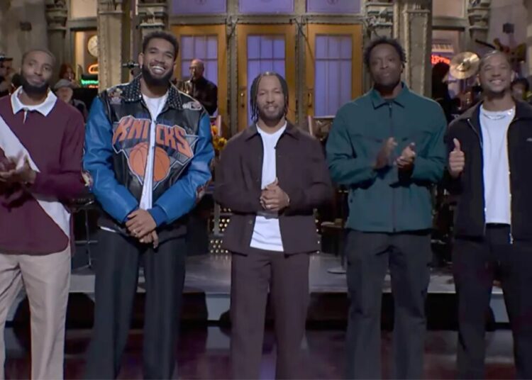 Jalen Brunson hosts ‘SNL’ Season 52 premiere — with help from Knicks teammates