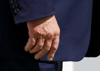‘Is he resigning?’ Predictions pour in as Trump promises major announcement