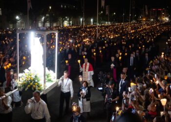 Pope Leo leans into statesman role, urging peace in an era of renewed war