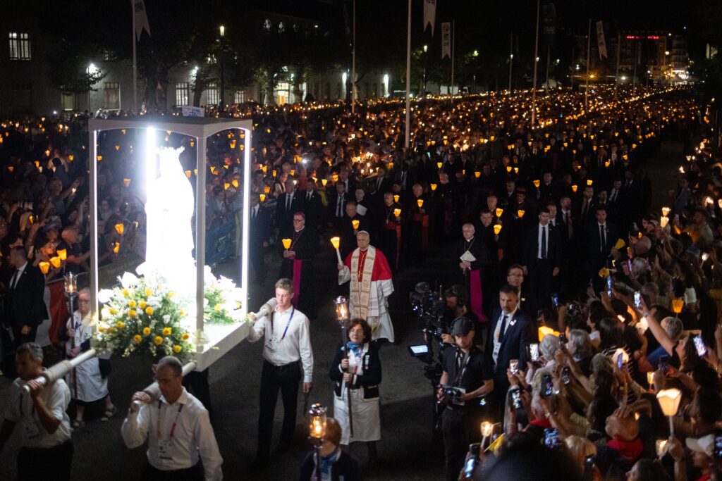 Pope Leo leans into statesman role, urging peace in an era of renewed war