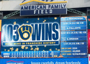 How the playoffs might impact the lockout, and … unfair to the Yankees? What?