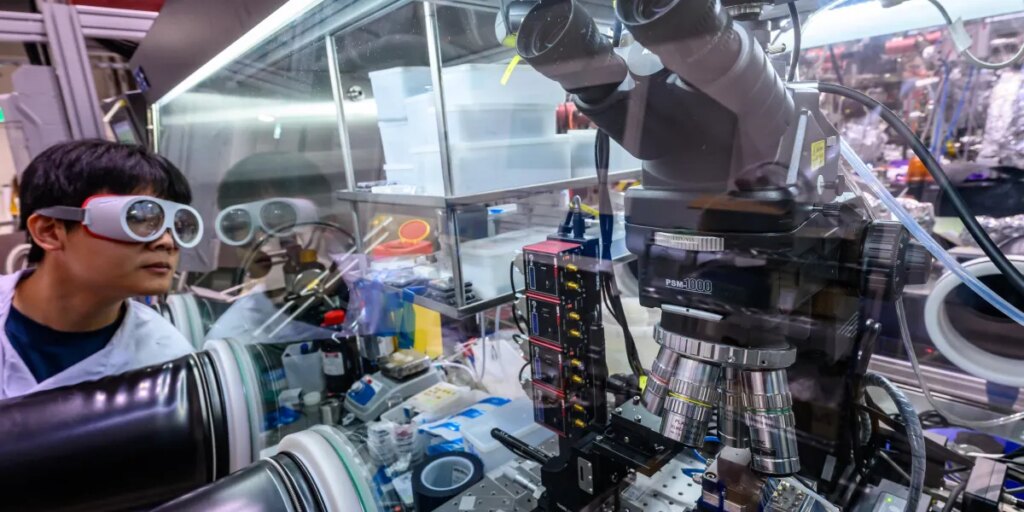 America’s scientists are looking abroad. Can European business cash in? 