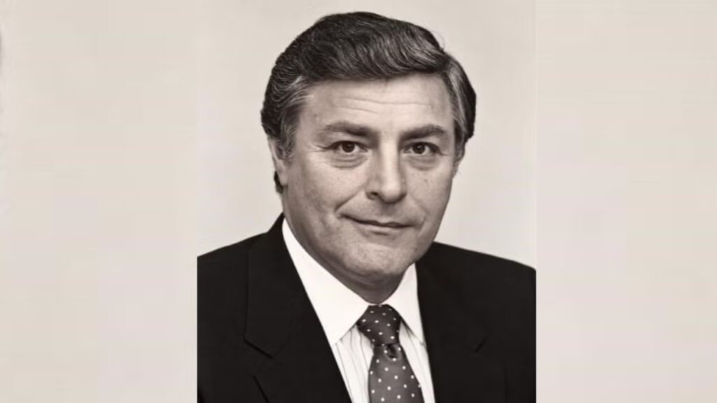 James Rosenfield, Former CBS Broadcast Group Head, Dies at 97