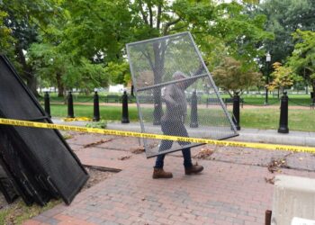 White House to reopen part of Lafayette Square after eight months