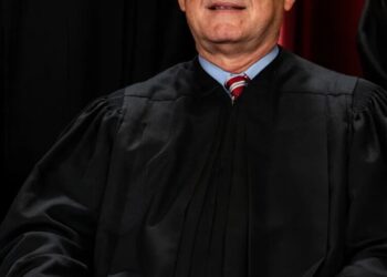 Justice Alito Recuses Himself Days Before Major Climate-Change Case